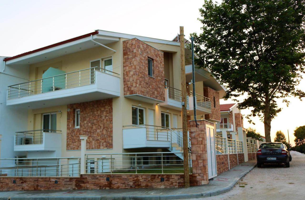 Nikiti Comfort Exterior foto